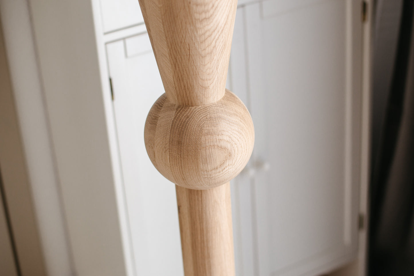 760 mm Tischmöbelbeine aus Naturholz, gedrechselte Füße zur Dekoration, Esstischbeine, Holz, unvollendet, 1 Stück