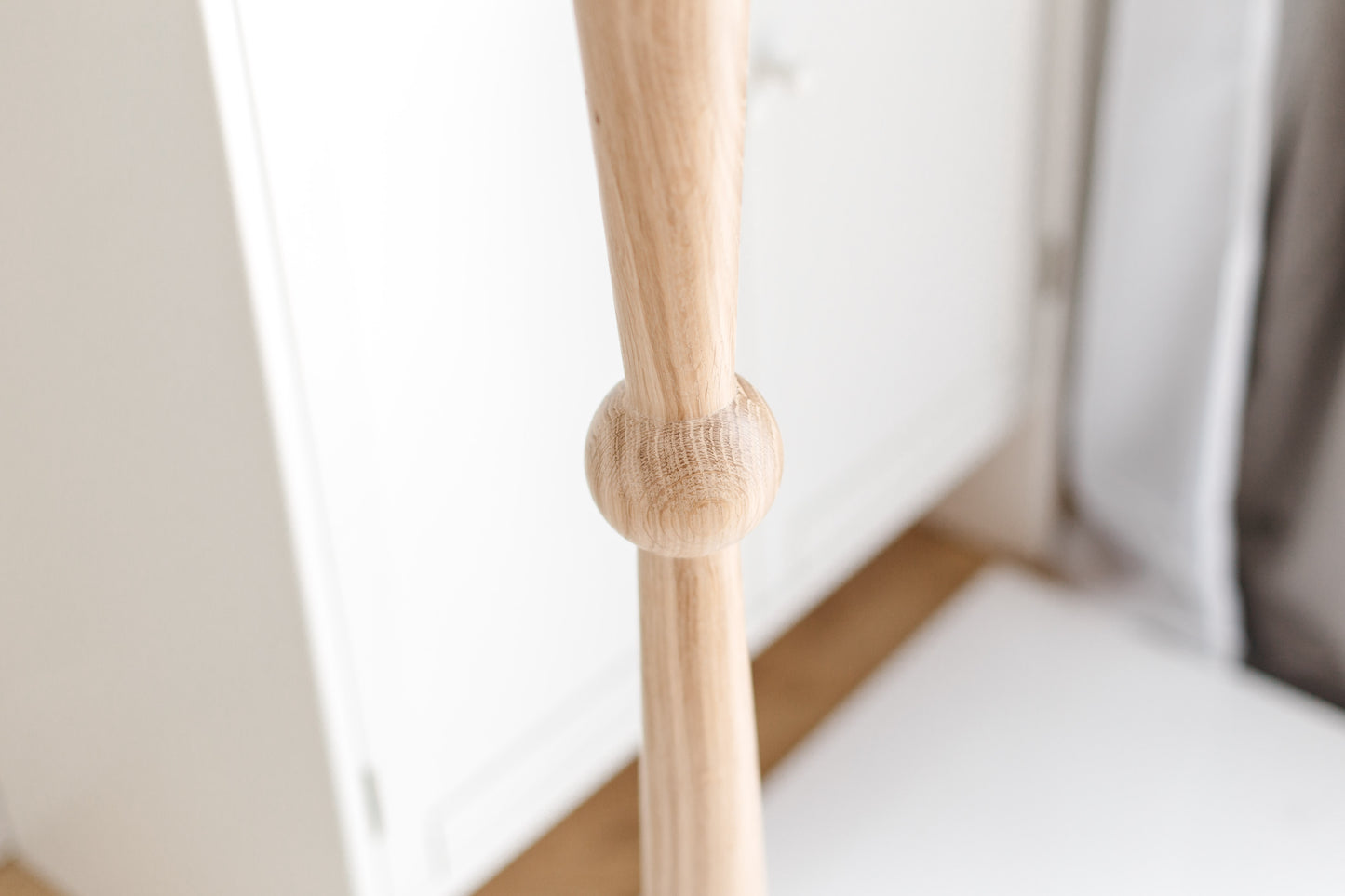 760 mm Tischmöbelbeine aus Naturholz, gedrechselte Füße zur Dekoration, Esstischbeine, Holz, unvollendet, 1 Stück