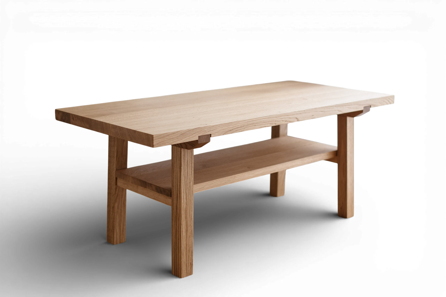 Couchtisch im skandinavischen Stil – handgefertigtes Design aus natürlicher Eiche