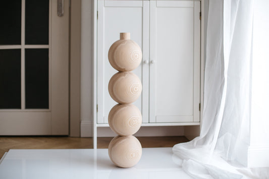 Möbelbein aus Holz mit vier Kugeln, H670 mm
