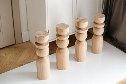 Pied de table basse en bois naturel avec sphère, H500 mm
