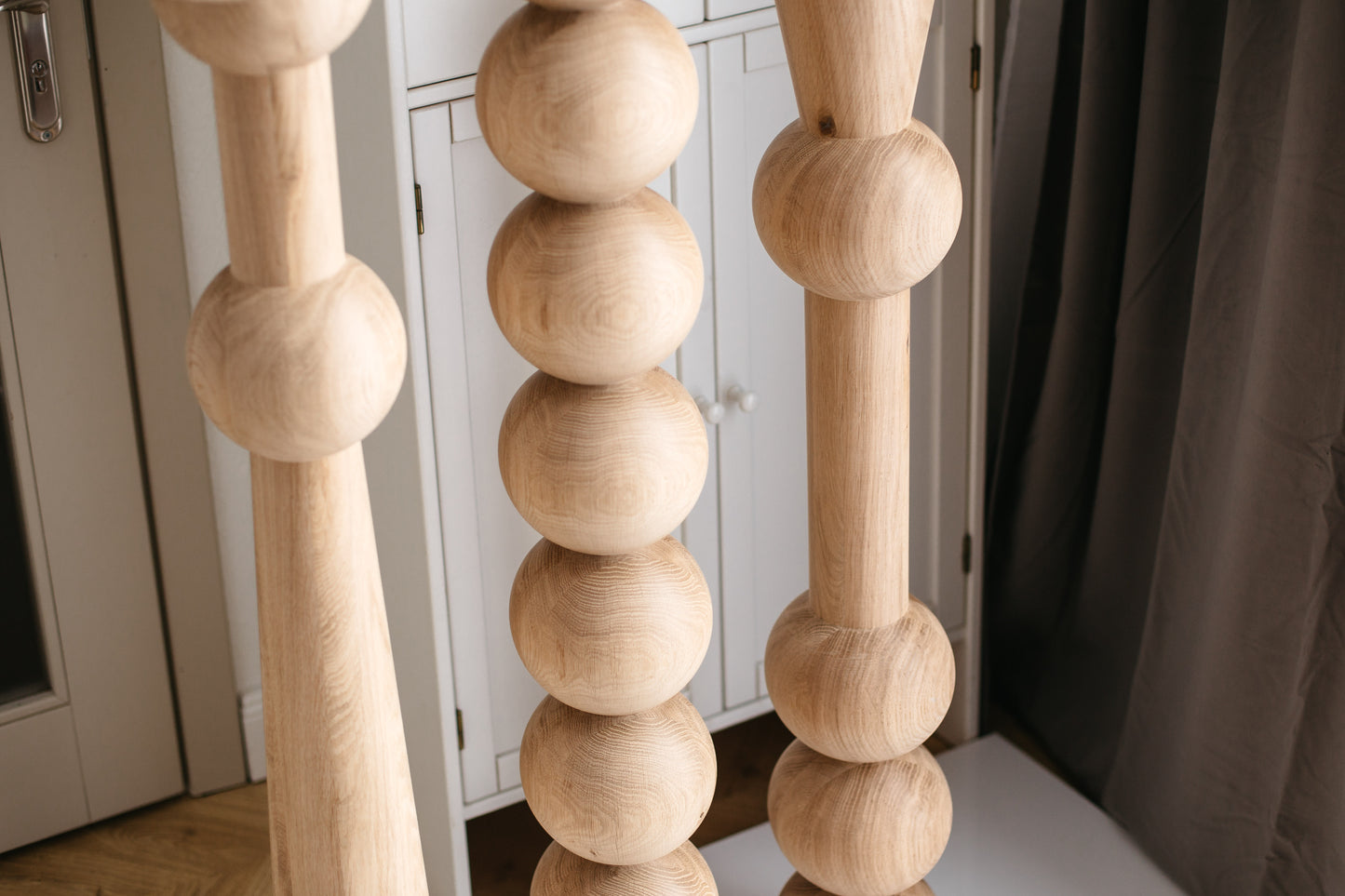 760 mm Tischmöbelbeine aus Naturholz, gedrechselte Füße zur Dekoration, Esstischbeine, Holz, unvollendet, 1 Stück