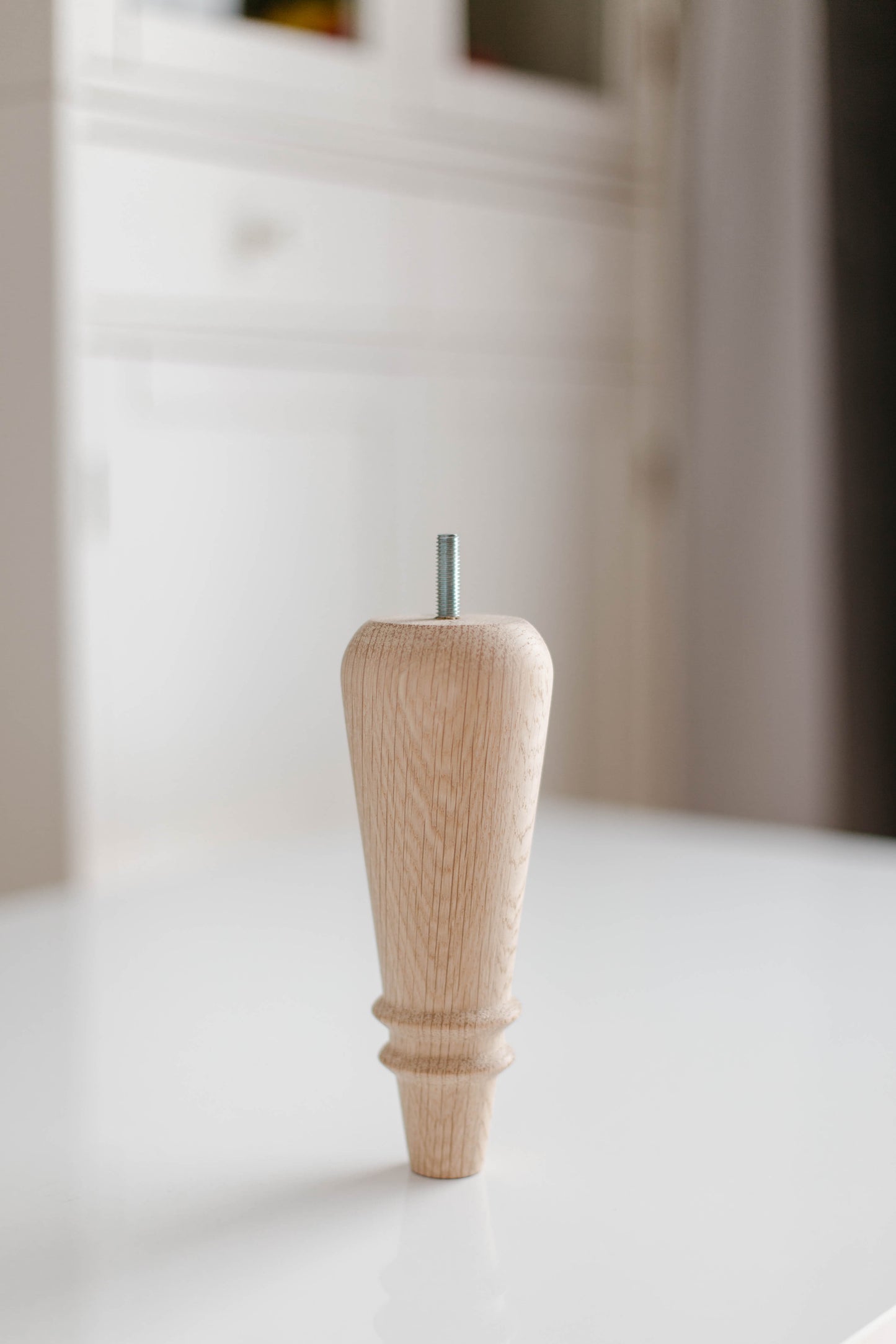 760 mm Tischmöbelbeine aus Naturholz, gedrechselte Füße zur Dekoration, Esstischbeine, Holz, unvollendet, 1 Stück