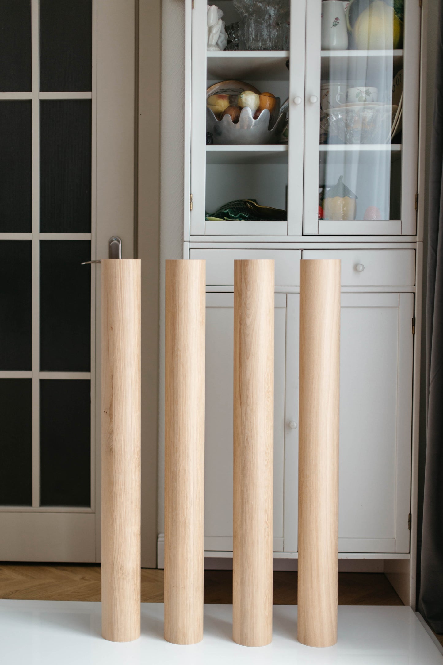 760 mm Tischmöbelbeine aus Naturholz, gedrechselte Füße zur Dekoration, Esstischbeine, Holz, unvollendet, 1 Stück