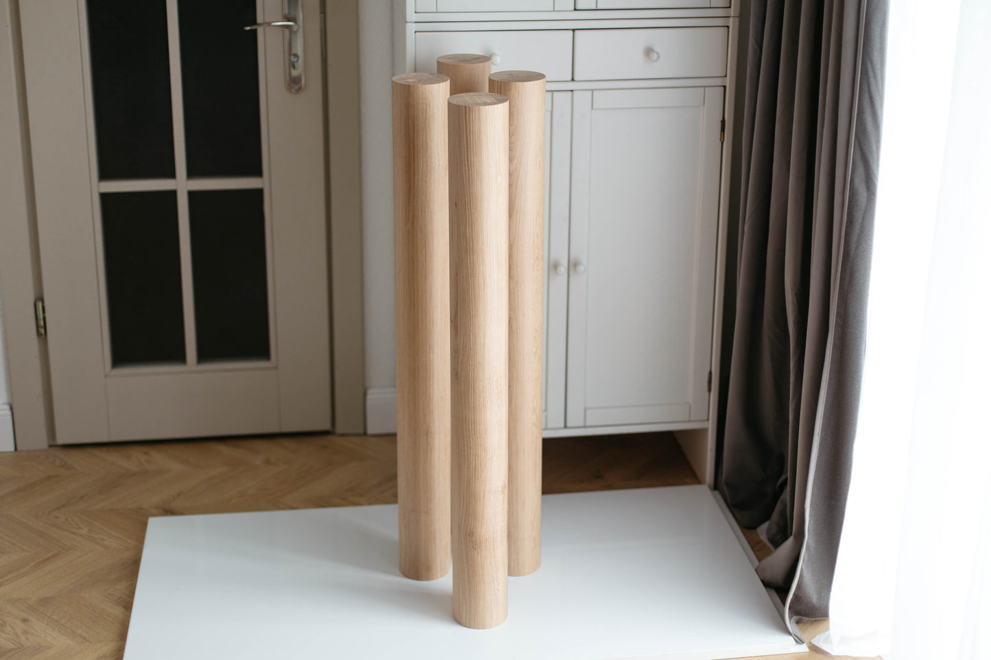760 mm Tischmöbelbeine aus Naturholz, gedrechselte Füße zur Dekoration, Esstischbeine, Holz, unvollendet, 1 Stück