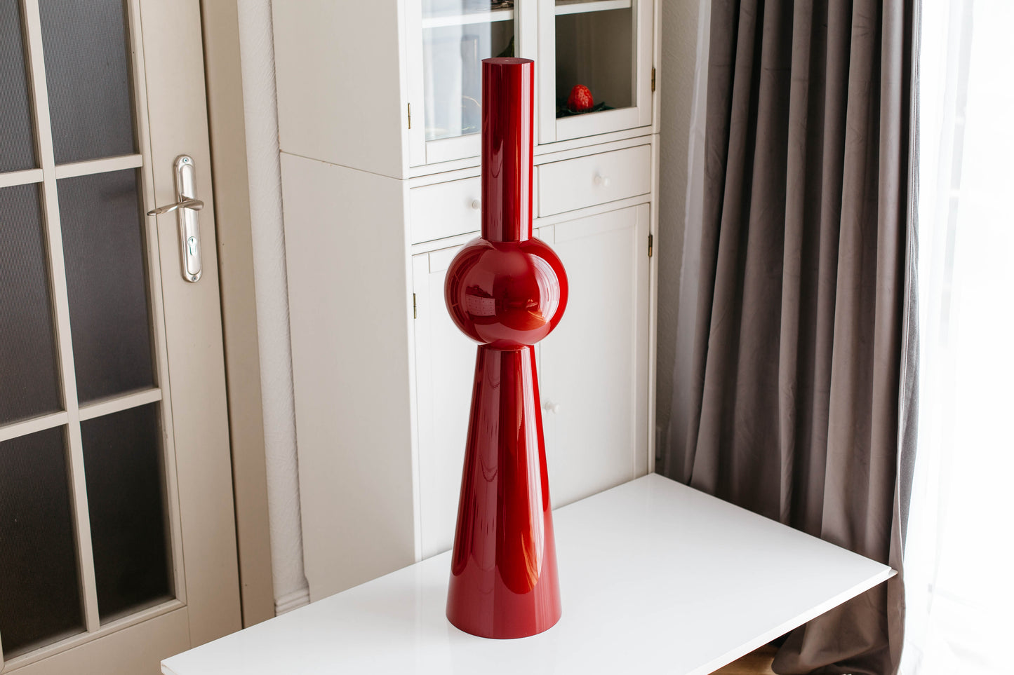 Burgundy Gloss Birch Wood Furniture Leg for Kitchen Island – Pantone Syrah, H943 mm